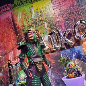 LED Robot Stilt Walker