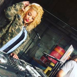 Dj and Live Music